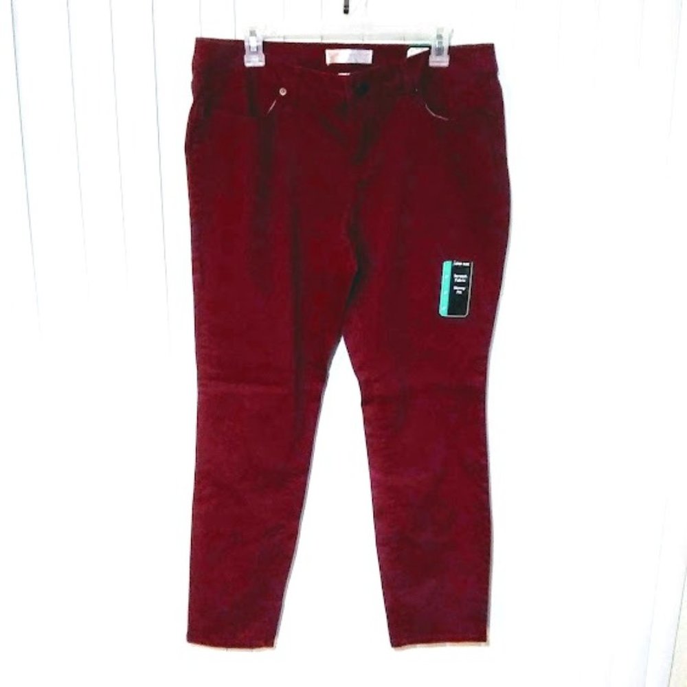 NWT*NO BOUNDRIES JEANS*WOMEN JUNIORS SIZE 17*BURGUNDY BRICK COLOR*SKINNY FIT